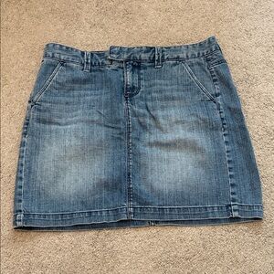 Tommy Hilfiger Vintage Denim Skirt